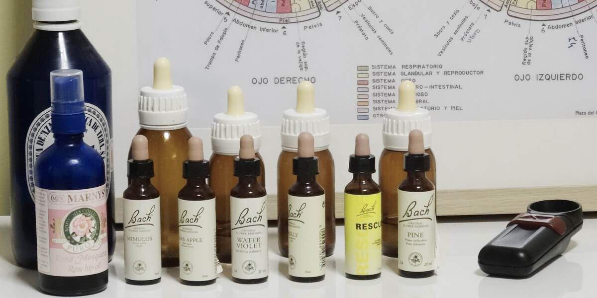 Bodegón de producto, Flores de Bach. Masajes Ángela Cobos Caballero